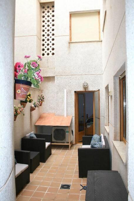 Beachside In The Centre Of Apartment *